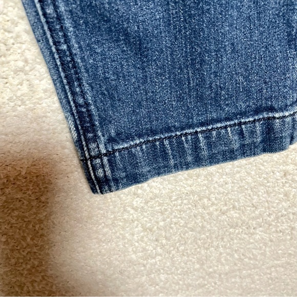 Allen B Allen Schwartz Women’s Embellished Distressed Denim Jeans Size 10 - Picture 3 of 11